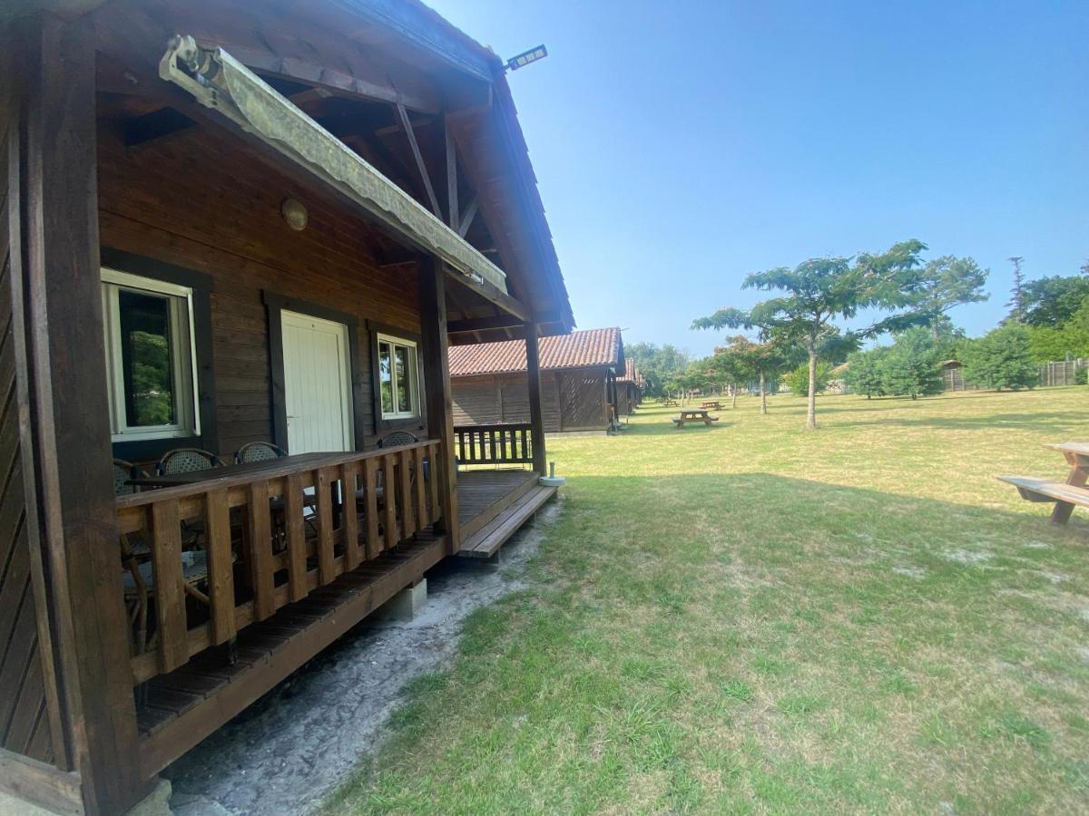 Camping familial les chalets d'Uza Esterno foto