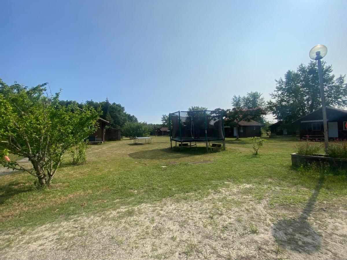 Camping familial les chalets d'Uza Esterno foto
